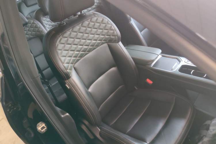 Used Geely Auto Haoyue L 2023 2.0T DCT Prestige Edition
