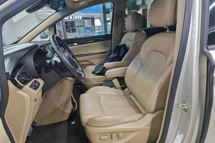 Used Buick GL8 2018 ES 28T Luxury Model China VI Standard
