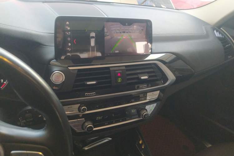 Used BMW X3 2018 xDrive25i Luxury Package China VI Emission Standard
