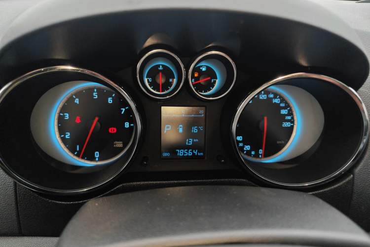 Used Changan CS35 2015 1.6L Automatic Prestige Model China IV Standard
