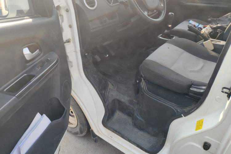 Used Chana Ruixing M60 2019 1.5L Standard Model China V Emission Standards 5/6 Seats 4G15S
