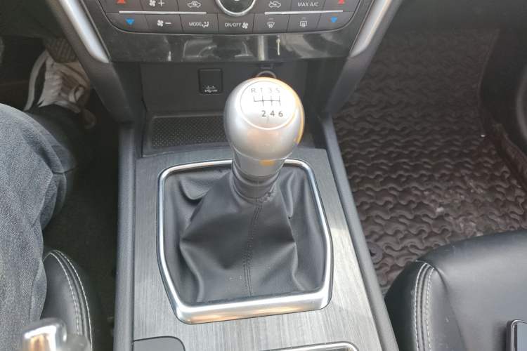 Used Venucia T90 2017 2.0L Manual ChenShang Edition
