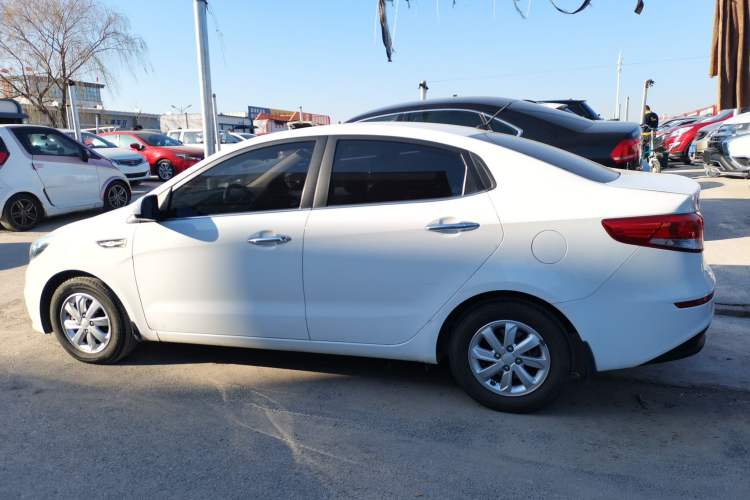 Used Kia K2 2015 Sedan 1.4L Automatic GLS