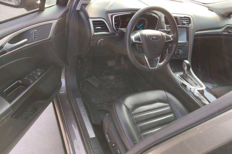 Used Ford Mondeo 2013 2.0L GTDi 200 Fashion Edition
