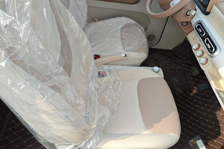 Used Wuling Hongguang MINIEV 2024 3rd Generation 215km Youth Edition
