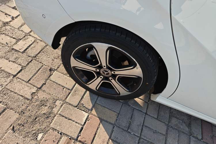 Used Mercedes-Benz B-Class 2019 B 200 Fashion Model
