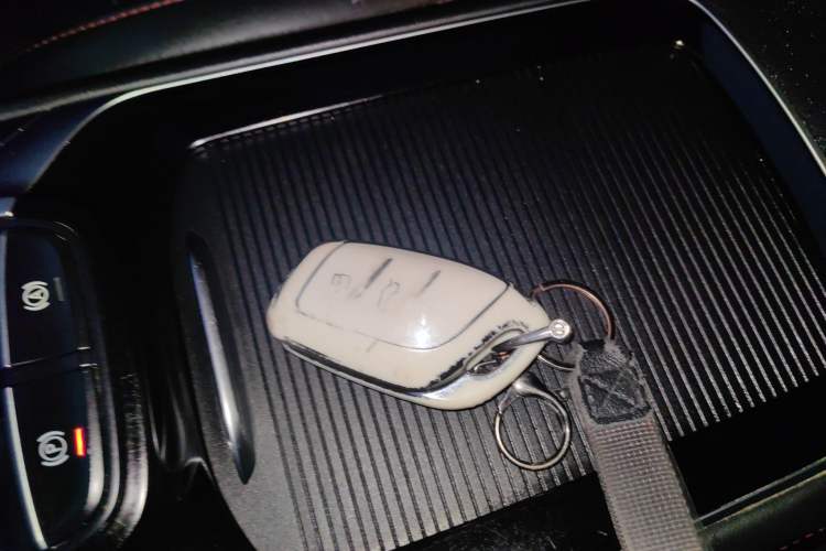 Used MG HS 2018 20T Automatic Two-Wheel Drive Hormone Passion Edition China V Standard
