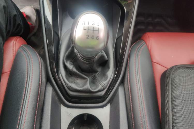 Used Haval H2s 2018 1.5T Manual Fashion Model