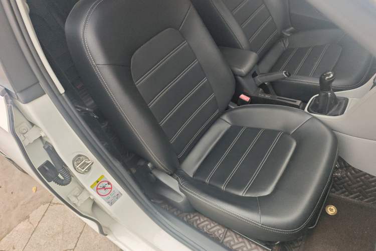 Used Skoda Rapid 2016 1.4L Manual Front-Wheel Drive Version
