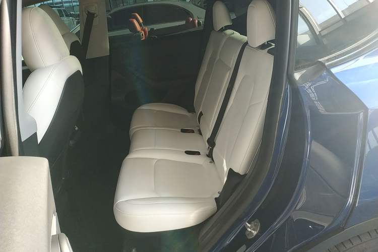 Used Tesla Model Y 2022 Performance High-Performance All-Wheel-Drive Version
