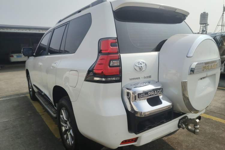 Used Toyota Prado 2018 3.5L Automatic TX-L NAVI with Rear-Mounted Spare Tire
