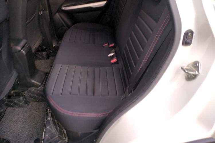 Used Suzuki Vitara 2016 1.6L Manual Two-Wheel Drive Entry-Level Trim
