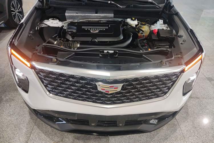 Used Cadillac XT4 2024 28T Two-Wheel-Drive Luxury Version

