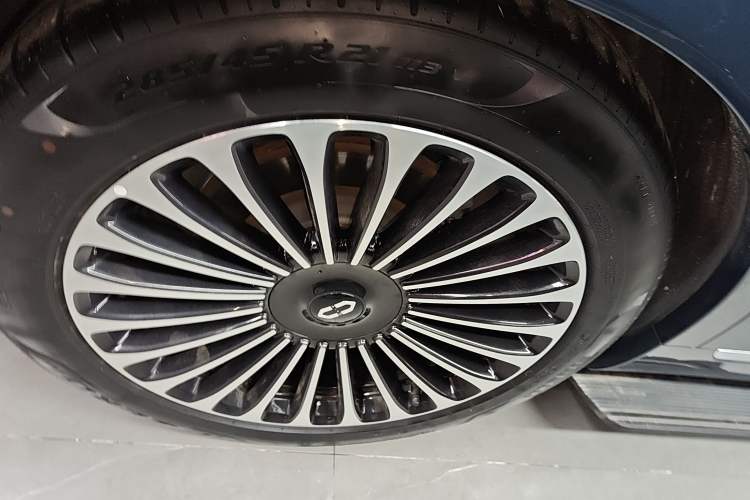 Used Hima AITO M9 2024 Range-Extended Ultra Version 52 kWh 5-Seater Model