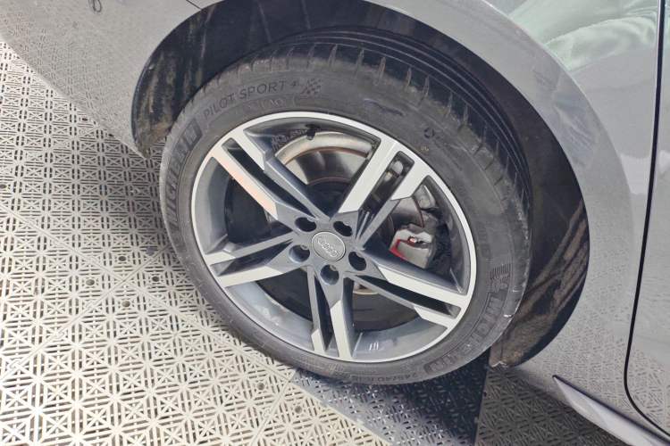 Used Audi A4L 2020 40 TFSI Luxury Dynamic Model
