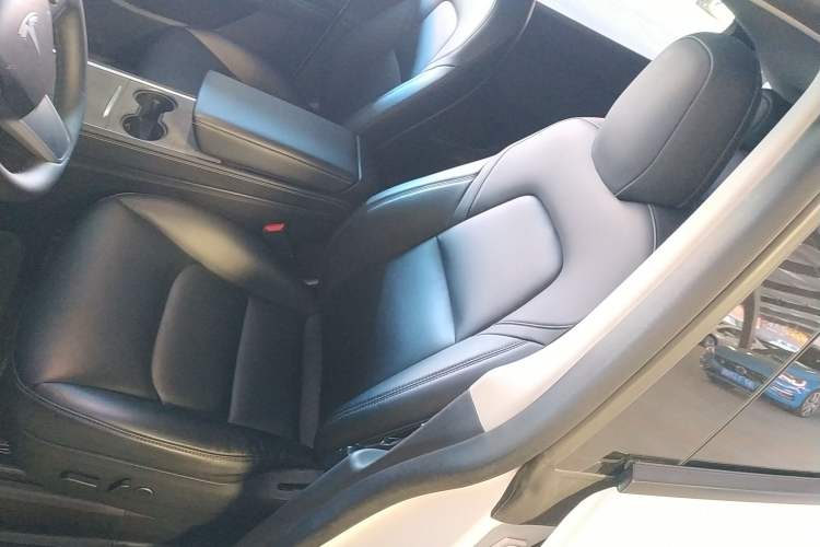 Used Tesla Model Y 2022 Rear-Wheel-Drive Version