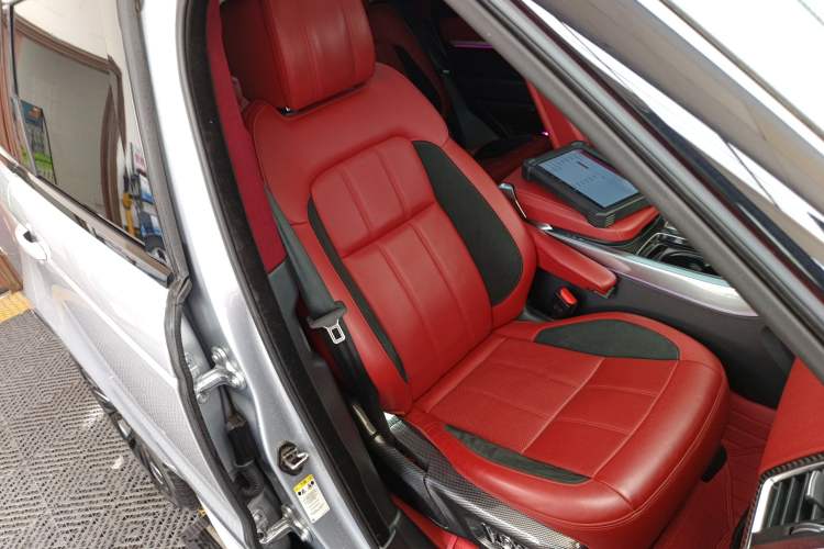 Used Land Rover Range Rover Sport 2021 3.0 L6 YAO Black Edition
