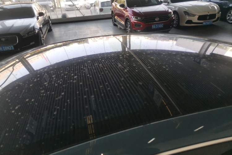 Used Hima Luxeed S7 2025 705 km Pro