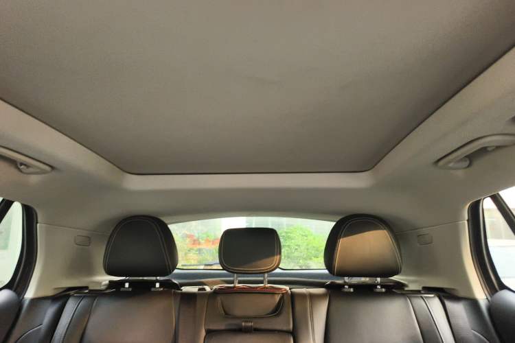 Used Lynk & Co 01 2017 2.0T Two-Wheel Drive Pro Edition
