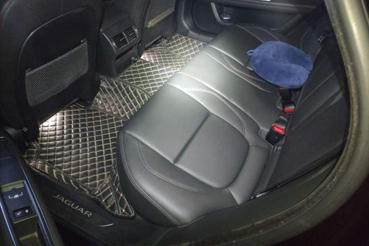 Used Jaguar XFL 2020 XFL 2.0T P200 Two-Wheel-Drive Rally Flag Edition