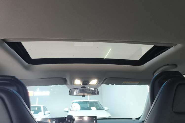 Used Changan Eado 2025 Blue Whale 1.5T 500Bar Prestige Model
