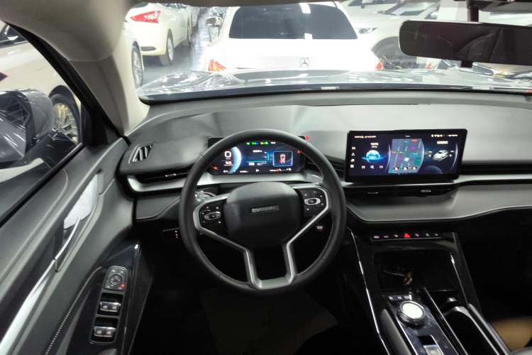 Used Haval H6 2022 3rd Generation 1.5T Automatic Two-Wheel Drive Pro
