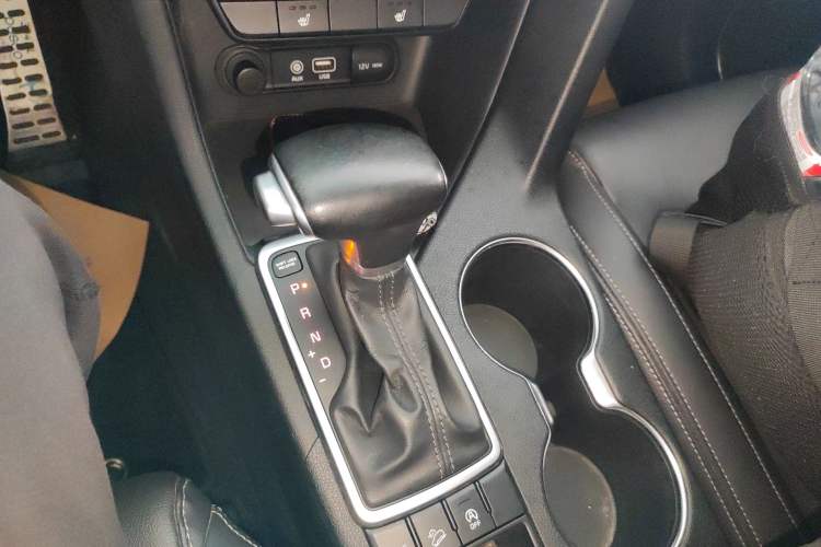 Used Kia KX5 2016 1.6T Automatic Two-Wheel Drive DLX
