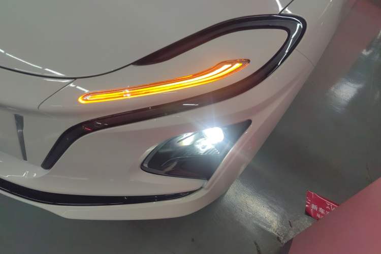 Used Hongqi E-QM5 2023 Revised Version Basic Travel Edition
