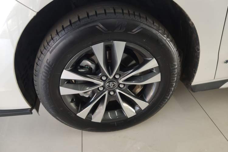 Used Toyota Granvia 2024 2.5L Hybrid Prestige PLUS Four-Wheel Drive Version
