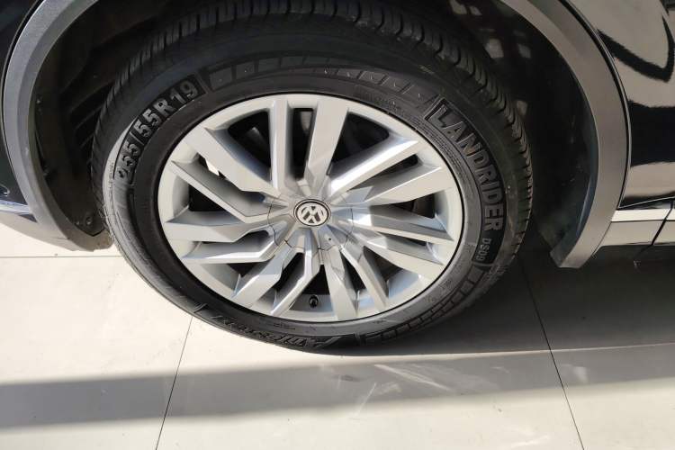 Used Volkswagen Touareg 2019 2.0 TSI Ruiyi Edition China V Standard
