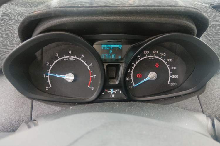 Used Ford EcoSport 2013 1.5L Automatic Fashion Model
