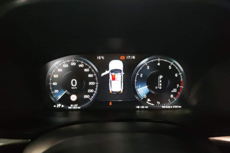 Used Volvo XC60 2019 T5 4x4 Zhiyuan Edition China VI Standard
