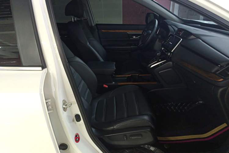 Used Honda CR-V 2019 Brilliant Edition Plus 240TURBO CVT Two-Wheel Drive Fashion Version China VI Emission Standard
