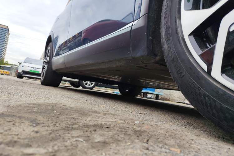 Used Nio ES8 2020 415 KM Signature Edition 7-Seater Version
