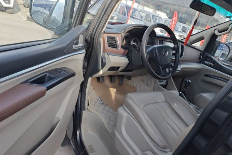 Used FORTHING Lingzhi 2019 M5L 1.6L 7-Seater Luxury Model China VI Standard