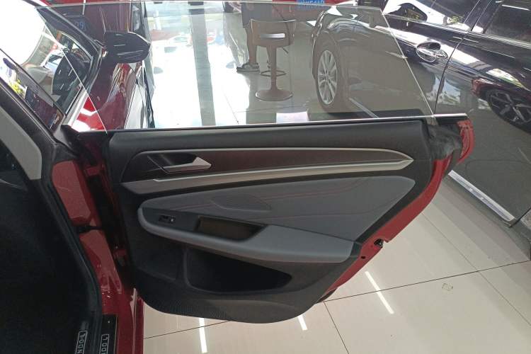 Used Volkswagen Lamando 2022 Lavida L 280TSI DSG Cool & Spicy Edition
