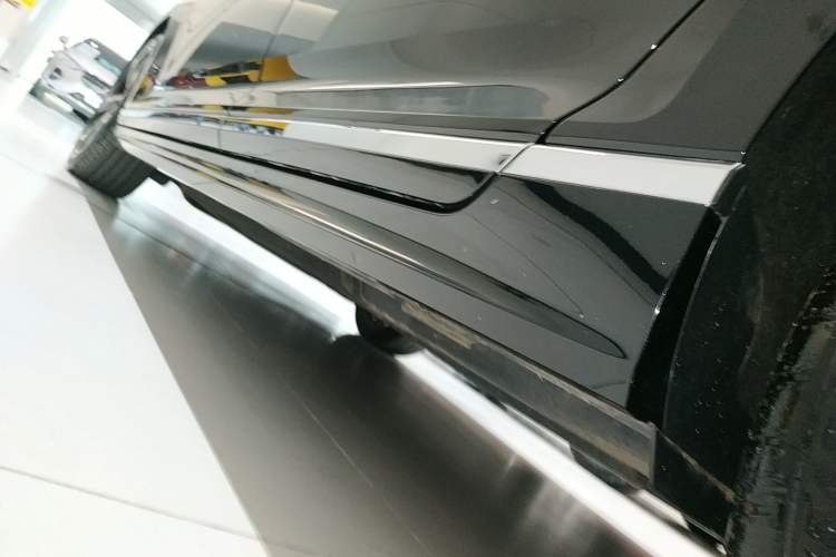 Used Volkswagen Magotan 2023 2 Million Units Limited Edition 330TSI DSG Leading Version
