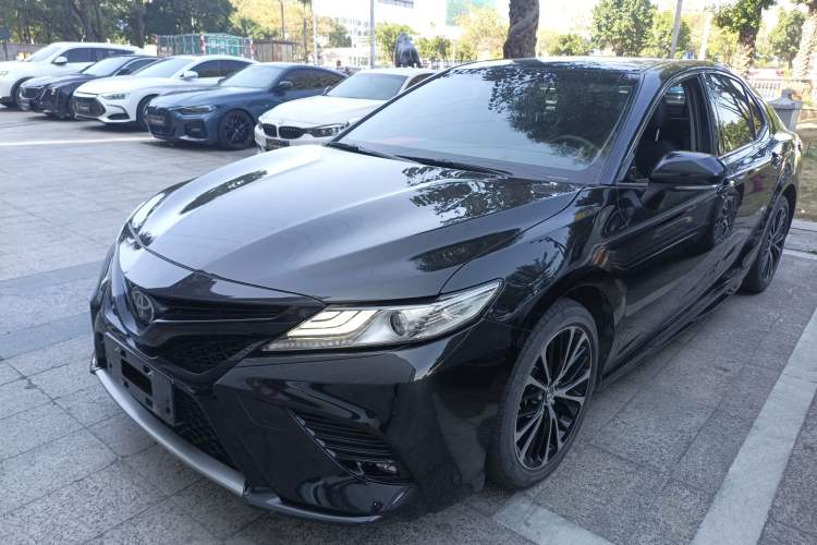 Used Toyota Camry 2019 2.5S FENGSHANG Version China VI Standard
