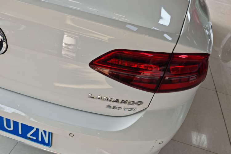 Used Volkswagen Lamando 2019 230TSI DSG Vision Edition China VI Standard
