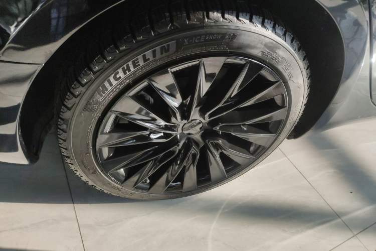Used Tesla Model 3 2023 Rear-Wheel-Drive Version
