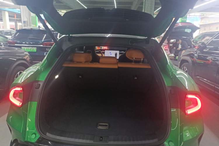 Used  YU7 2025 Ultra-Long Range Rear-Wheel Drive Version
