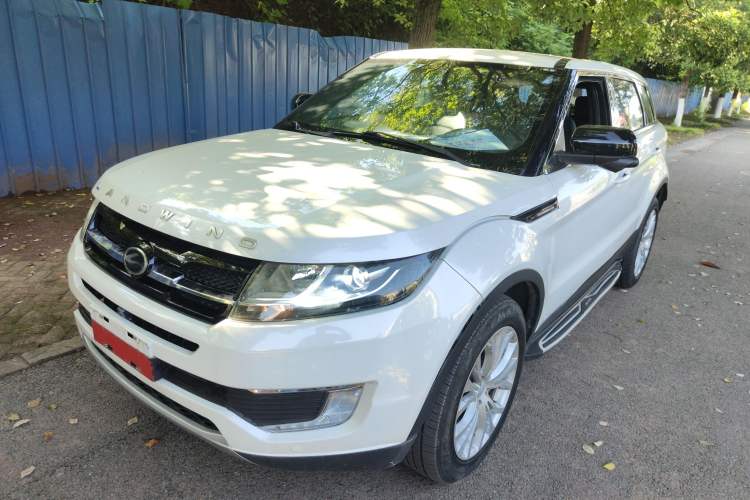 Used Land X7 2016 2.0T Panoramic Prestige Edition
