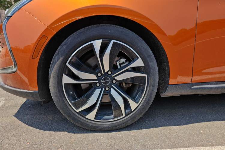 Used  SF5 2020 Two-Wheel Drive High-Performance Sports Edition
