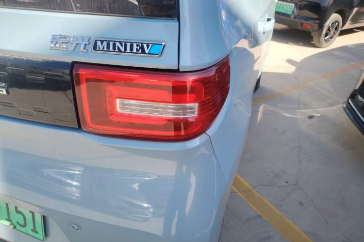 Used Wuling Hongguang MINIEV 2022 Zizai Version Lithium Iron Phosphate
