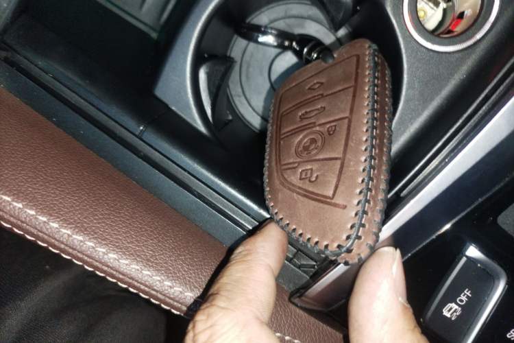 Used BMW 5 Series 2019 525Li Luxury Package
