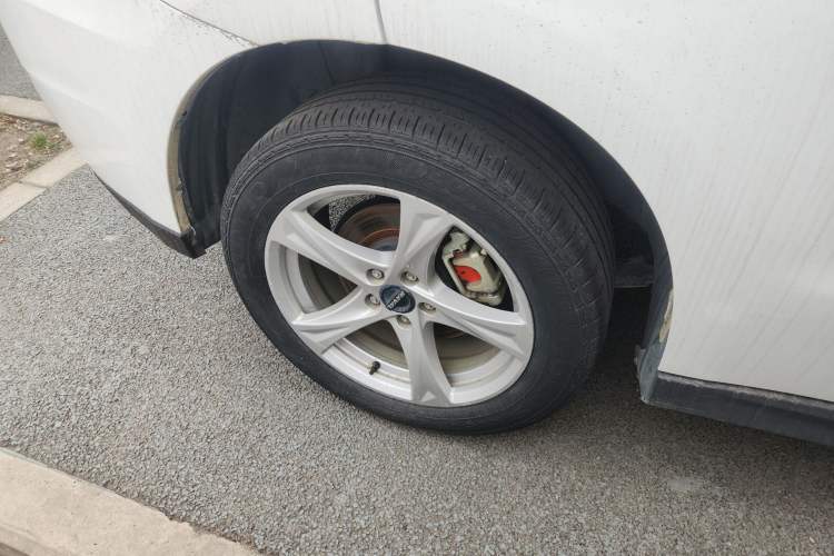 Used Haval H2 2018 Chuanxiang Edition Red Badge 1.5T Manual Two-Wheel Drive Fashionable Model