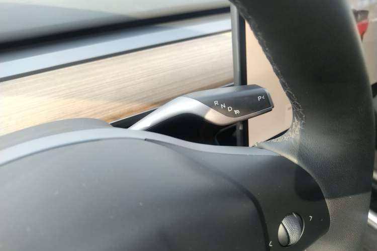 Used Tesla Model Y 2022 Rear-Wheel-Drive Version
