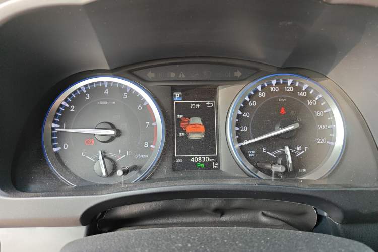 Used Toyota Highlander 2018 2.0T Four-Wheel Drive Prestige Version 7 Seats China VI Standard
