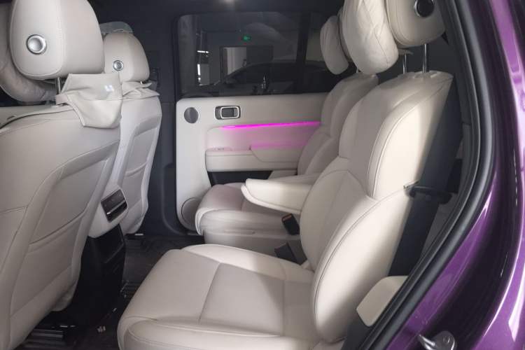 Used Li Auto L8 2023 Pro Model
