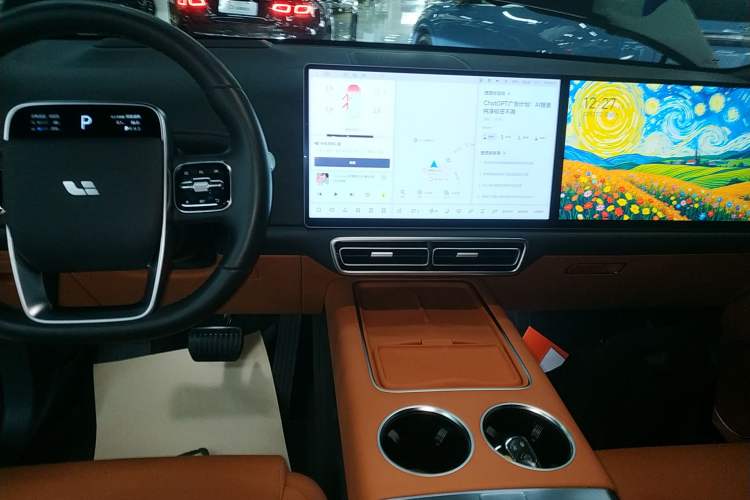 Used Li Auto L9 2025 Pro Smart Refresh Edition
